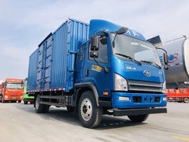 货箱长度在6米2 短途城配用车首选190马力的解放虎VH