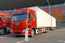 小轮胎气囊桥 118立方大容积 解放J6P中置轴拉快递比牵引还灵活