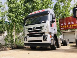 想买辆8X4载货车来跑绿通 看看这台超高性价比的红岩杰狮C500