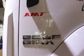 16升大排量发动机+采埃孚AMT 庆铃巨咖快递牵引车很省油