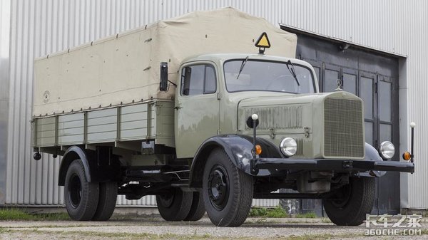 感受德系卡车的魅力！ 戴姆勒-奔驰卡车产品发展历史
