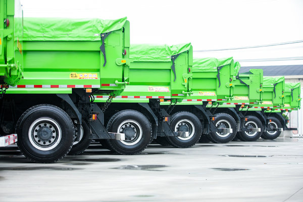 “模范生”来啦!欧曼全勤王“上海标准”城建渣土车新品上市