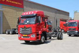 标载下百公里油耗17L 绿通用车豪沃N5G整车自重6.5吨