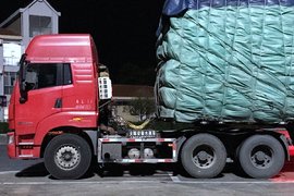 加盟物流公司买车包货源 月入两三万? 掉坑里你还美呢!