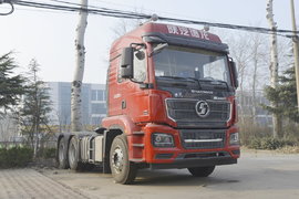 散粮运输选啥车 陕汽德龙M3000S对比徐工汉风P5 你喜欢哪个