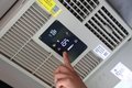 4800改装驻车空调 哪种供电方式更好？