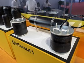 轻量化 好维护 承载力强 还集成减振器 康迪泰克展示空气弹簧