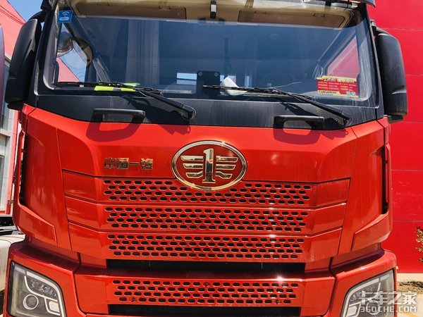 散户车主在路上的“家” 青汽生活舱