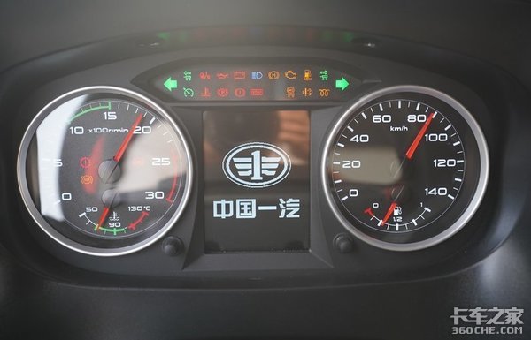 散户车主在路上的“家” 青汽生活舱