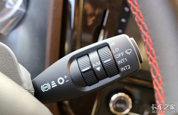 散户车主在路上的“家” 青汽生活舱