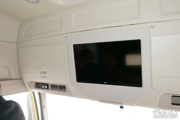 散户车主在路上的“家” 青汽生活舱