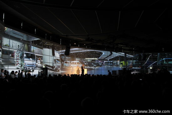 大国与强国之间的距离 汉诺威车展感言