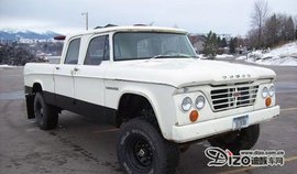 老款道奇皮卡惊艳现场