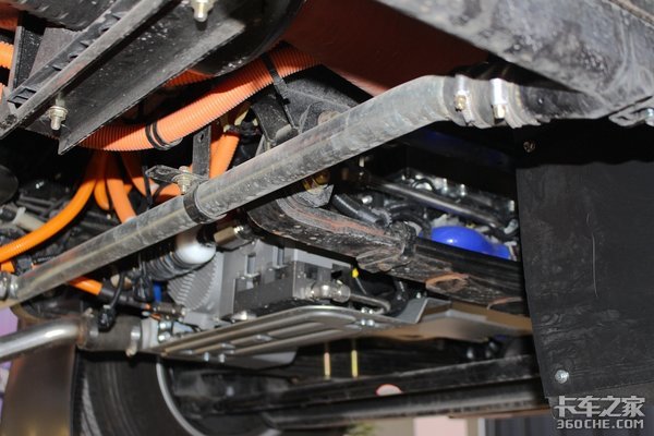 ȼ�ϵ�ز����¼�����182��ǰ�����У�