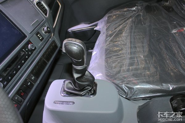 ȼ�ϵ�ز����¼�����182��ǰ�����У�