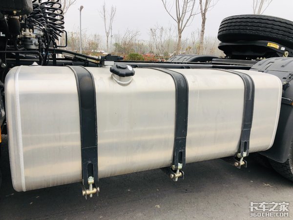 32万的东风天龙KL最大465马力 跑专线运输可还行？