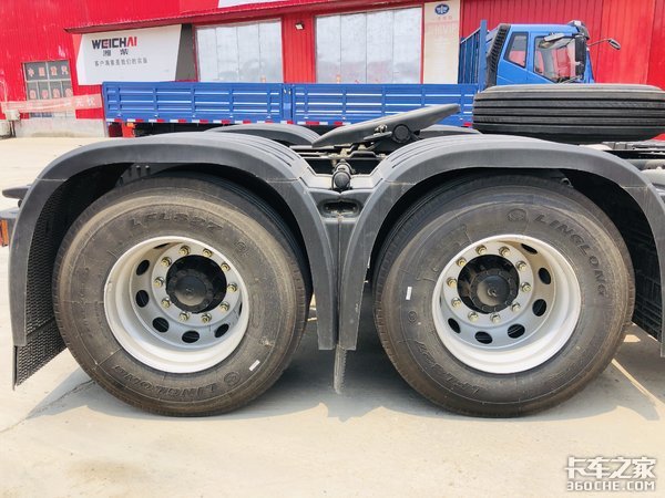 钢材运输怎么选车 国六400马力德龙新M3000咋样