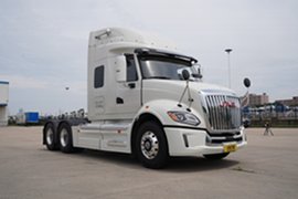 东方的美和西方的力完美融合 江淮跨越V7造型充满力量感