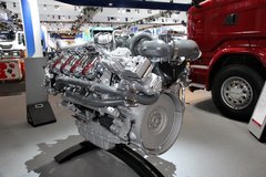 排量越来越大 国产卡车会做V8发动机吗？直6的优势又在哪里？