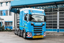 斯堪尼亚770马力 8x4准大件运输牵引车欧洲首秀