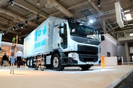 350马力中卡体型！ 沃尔沃FE配气囊提升桥 驾驶室更奢侈！