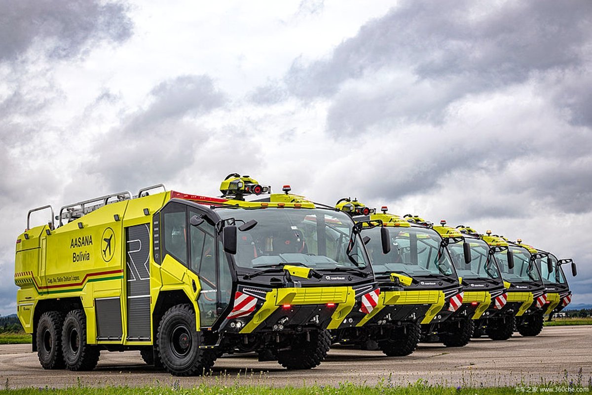 配700马力发动机卢森宝亚机场消防车图片列表