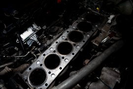 发动机直接“重伤”损失1万+ 原因竟然是它?8万公里才换一次?