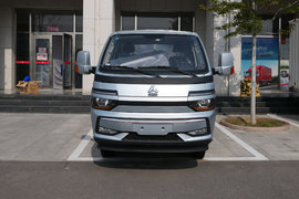 4.49吨公告 潍柴130马力 还配皮革打孔座椅 图解重汽智相小卡