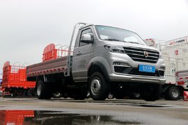 5.68万轻松摆地摊！ 华晨鑫源T50S微卡来了 载重能力不输轻卡！