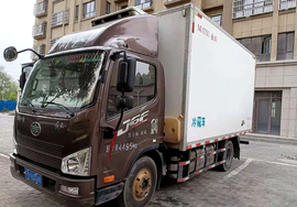 一个女人的货运征途:开着4米2冷藏轻卡跑全国