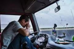 ������ҵ30��仯 �г��ݱ��ɮ������