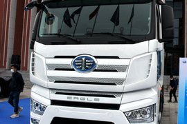 新能源时代一汽解放仍然坚持自主创新 三种技术路线齐头并进