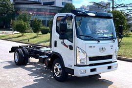 换装160马力德威全新2.5L发动机！解放公狮实力依旧强悍