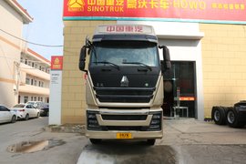 卡车也能做按摩 国六豪沃TH7内饰大升级驾驶更轻松