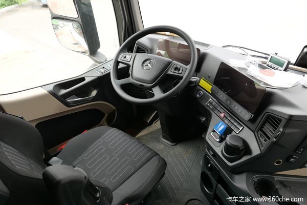 开车 睡觉 吃饭 卡车上最不可或缺的舒适性配置 你觉得哪个最不能缺?