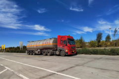 ú��ͣ���ѳ����� û�뵽������׬����