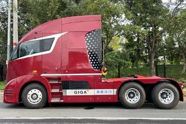 氢燃料牵引车惊现街头！仿佛是车展上的概念车下凡