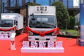 225马力660牛米扭矩 还可上绿牌 这款福瑞卡F6混动版要起飞!