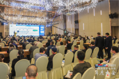 ��ͻ�ƣ���ȴ�����ó����г���Ļ