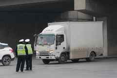 �Ῠ��4.5����ͨ���� δ����ֹ��һ����