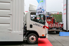 �����ٿ���300KM�������J6Fֵ��ѡ��