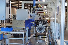 ���ɼ� ���ڵ���ϵ����������ͻ��130��