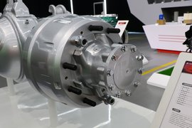 效率高 更省油 解放年会展出多款轻量化变速箱车桥产品