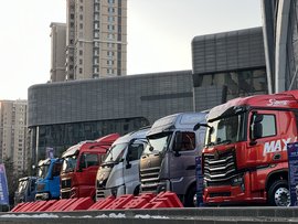 燃料电池、新车型、纯电动全都有！ 一文看完重汽年会30余款展车