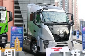 来了！黄河X7 4x2牵引车 50％热效率潍柴机 还有AMT及液缓加成