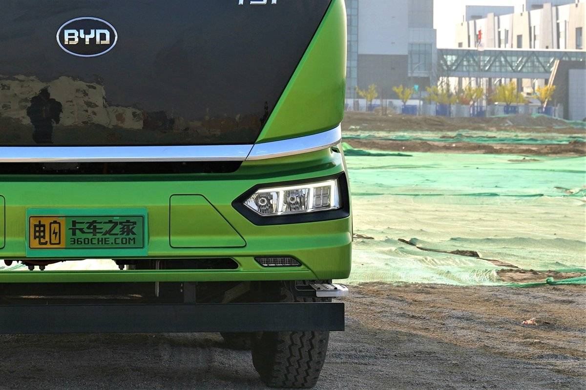 530马力纯电自卸车 速览全新比亚迪T31