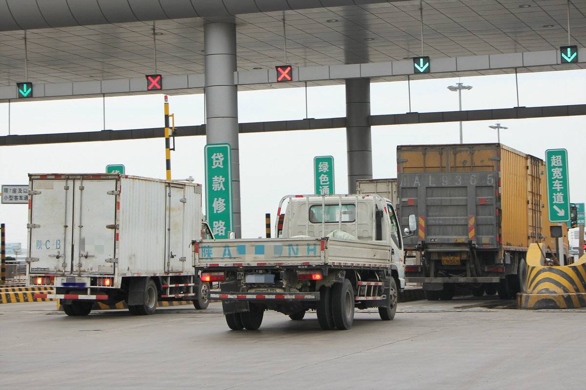 官方回应“注销一辆 新增一辆”北京的运输公司或成“抢手货”？