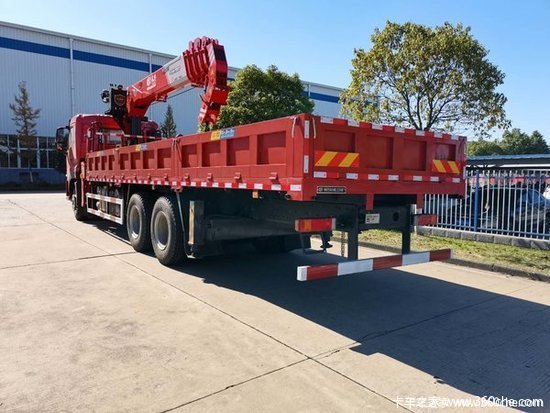 完美搭配12吨吊机航天万山后八轮随车吊 