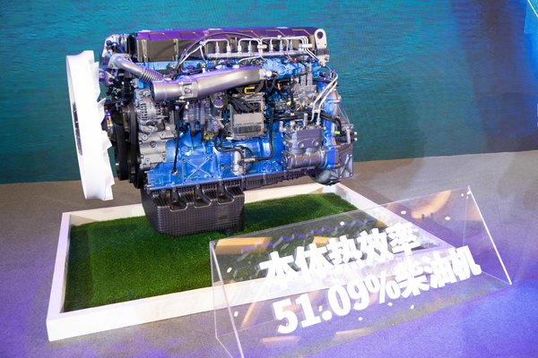 谭旭光的传奇:造得了“大国重器” 玩得转“超级游艇”