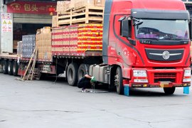 玉柴X鸿星尔克提供暖心支援 致敬最美“逆行”卡友！